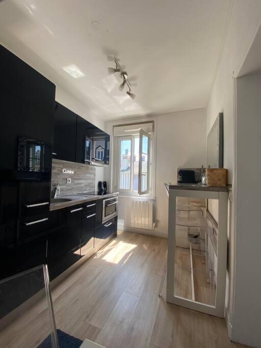 Studio Avec Terrasse A Deauville Exteriör bild